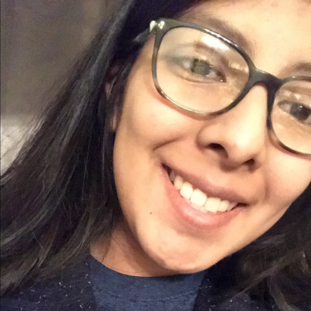 Meet your Posher, Andrea